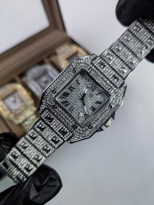 Cartier icedout diamond thumbnail 3