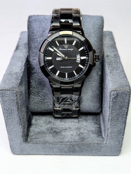 Success way Date watch thumbnail 2