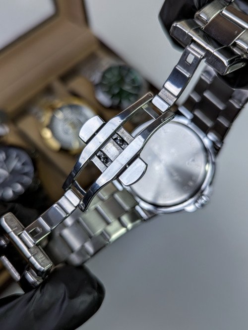 Success way Date watch thumbnail 8