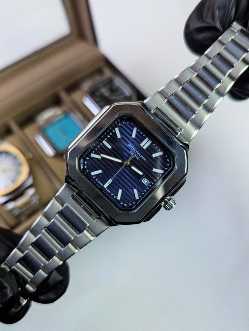 Patek philippe cubitus thumbnail 5