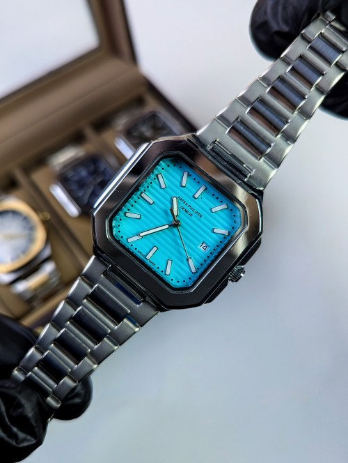 Patek philippe cubitus thumbnail 6